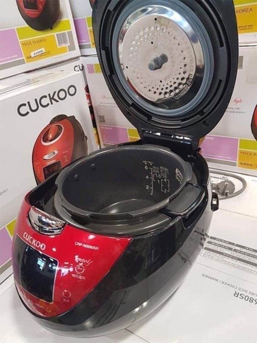 Nồi cơm áp suất điện tử Cuckoo CRP-N0680SR - Hàng chính hãng
