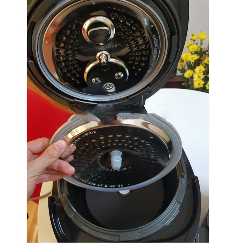 Nồi cơm áp suất điện tử Cuckoo CRP-QS1010FG - Hàng chính hãng