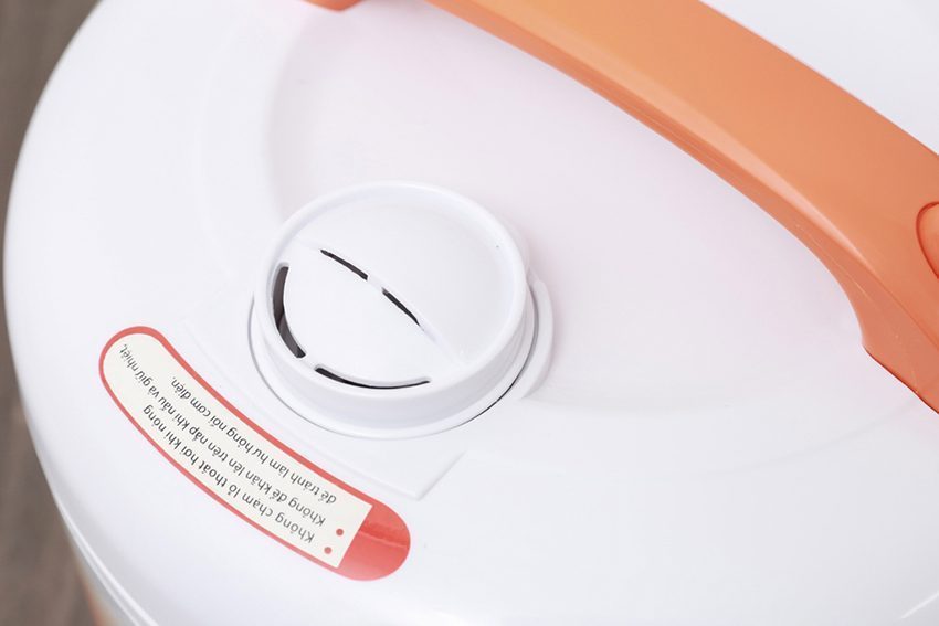 Nồi cơm điện nắp gài Happy Cook HCJ-220 - Hàng chính hãng