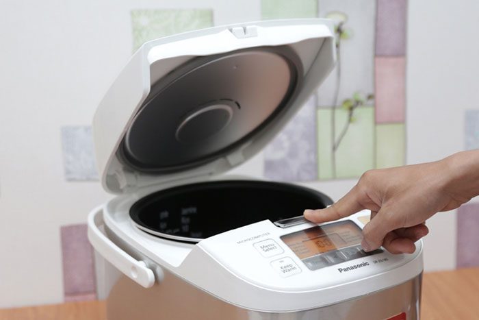 Nồi cơm điện Panasonic SR-ZG185 - Hàng chính hãng