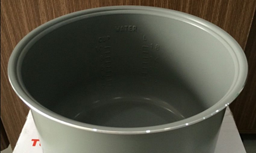 Nồi cơm điện Toshiba RC-18JFM(H)VN - Hàng chính hãng