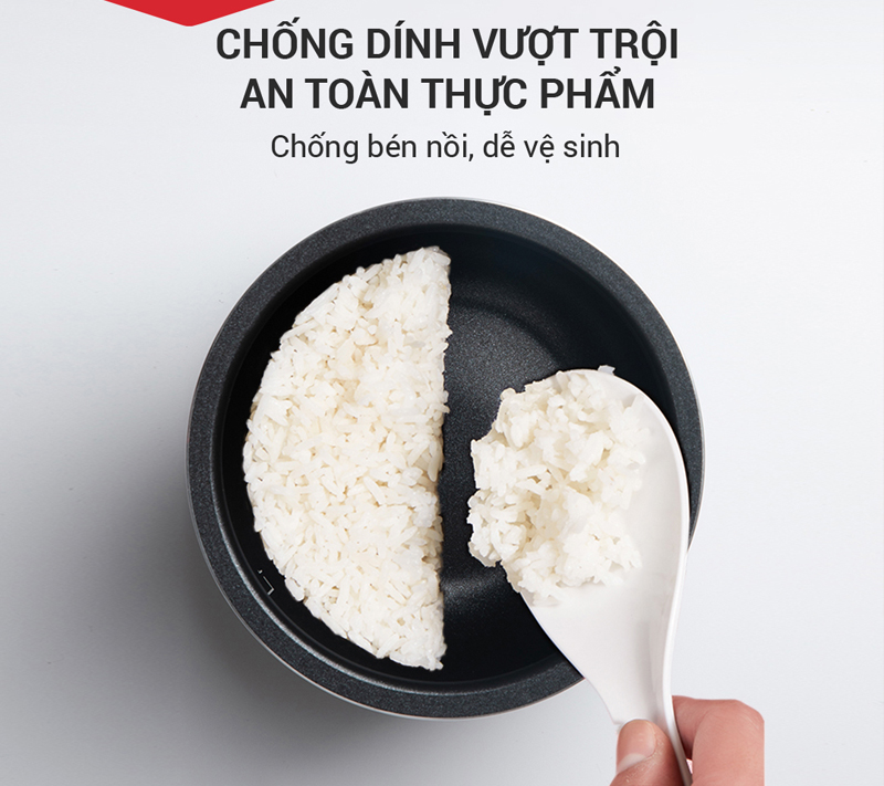 Lòng nồi dạng niêu được phủ chống dính cao cấp, hạn chế bám dính