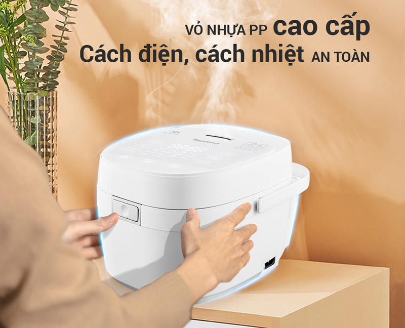 Vỏ nồi sử dụng chất liệu nhựa PP cao cấp, có khả năng cách nhiệt, chống nóng tốt