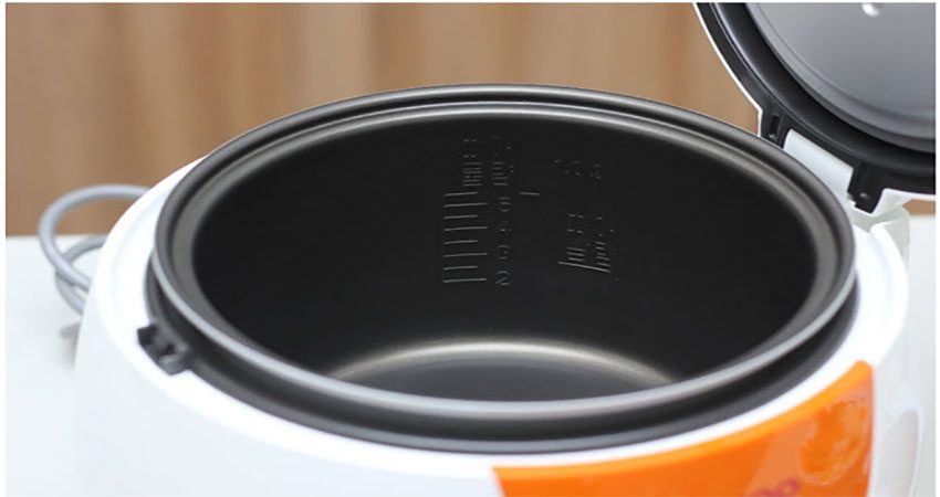 Lòng nồi của Nồi cơm điện nắp gài Fujika FJ-NC0606