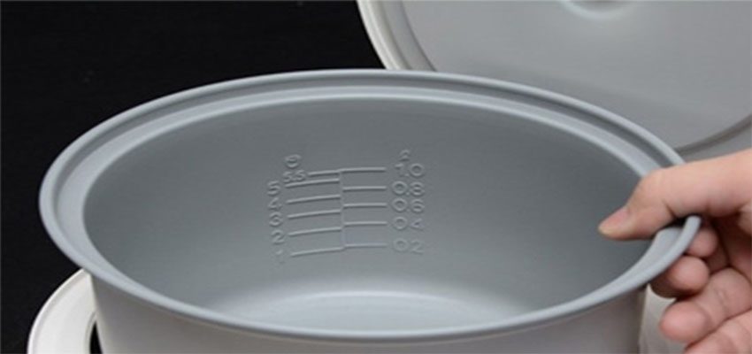 Lòng nồi của nồi cơm điện nắp gài Panworld PW-2139