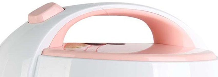 Thiết kế tay xách của nồi cơm điện nắp gài Sunhouse SHD8607W