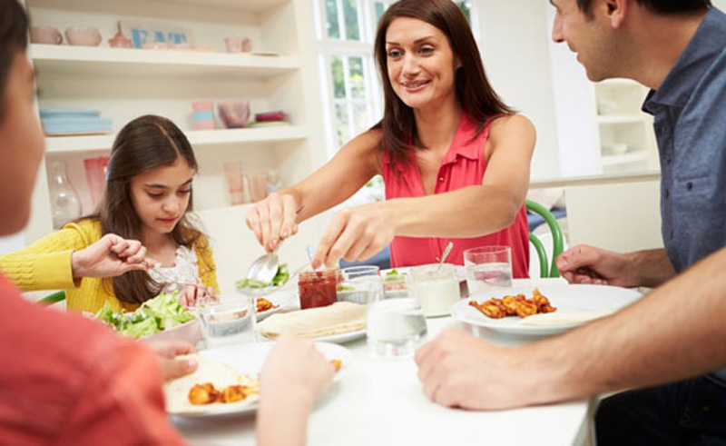 Nồi cơm điện Panasonic 1.8 lít SR-W18GSLRA - Hàng chính hãng