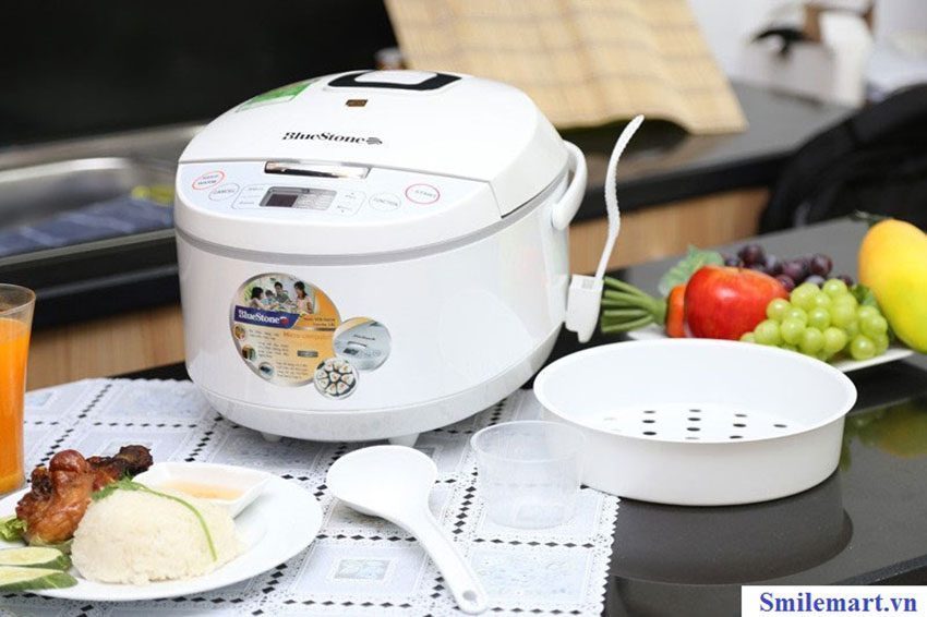 Dung tích của nồi cơm điện tử Bluestone RCB-5925W