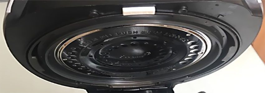 Nắp của nồi cơm điện tử Cuchen CJH-PA1009EDCN