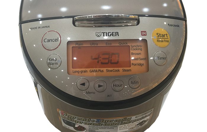 Nồi cơm điện tử Tiger JKT-S18W 1.8 lít - Hàng chính hãng