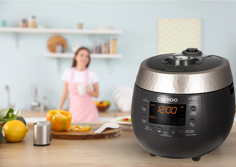 Nồi cơm điện tử áp suất Cuckoo CRP-R0600F - Hàng chính hãng
