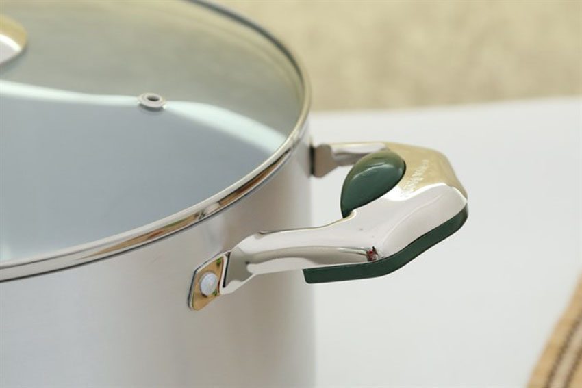  Quai bọc nhựa của nồi nhôm Anod Sunhouse SHG 88-26S