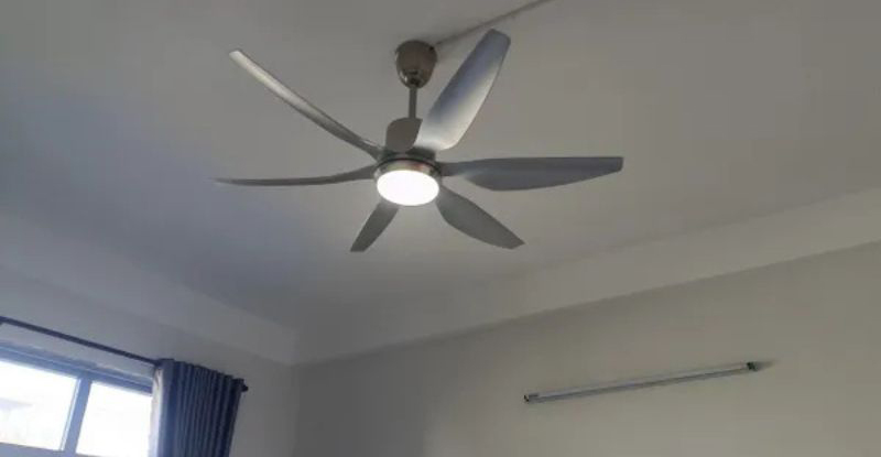 Quạt trần đèn 6 cánh Klasse 58KSA - Hàng chính hãng