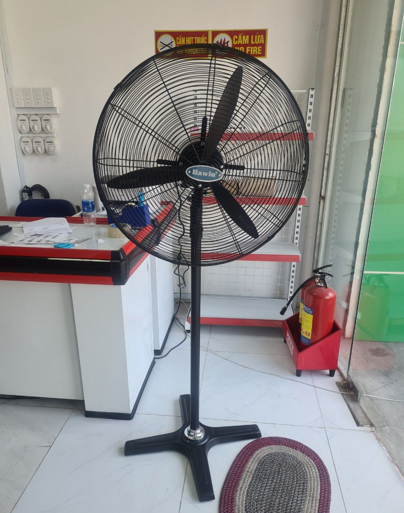 Quạt đứng công nghiệp Hawin HS600 - Hàng chính hãng