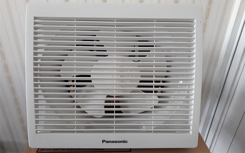 Quạt hút gắn tường Panasonic FV-15AUL - Hàng chính hãng