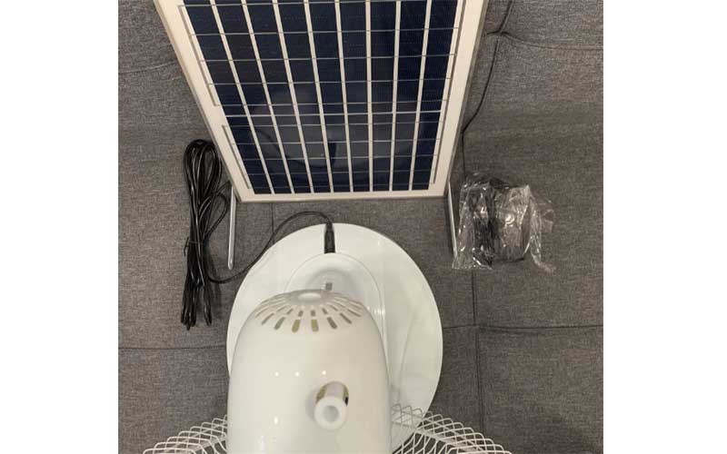 Quạt năng lượng mặt trời Jindian JD-138LL - Hàng chính hãng