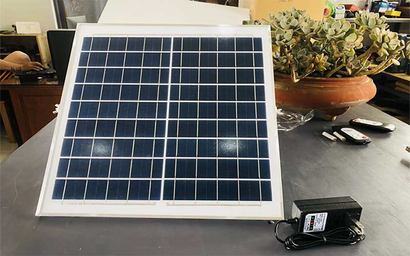 Tâm pin của Quạt đứng năng lượng mặt trời Jindian JD188LL