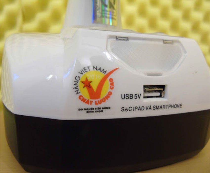 Cổng USB của Quạt sạc Honjianda HJD-FL 301
