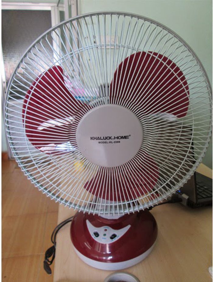 Quạt sạc Khaluck.Home KL-2389