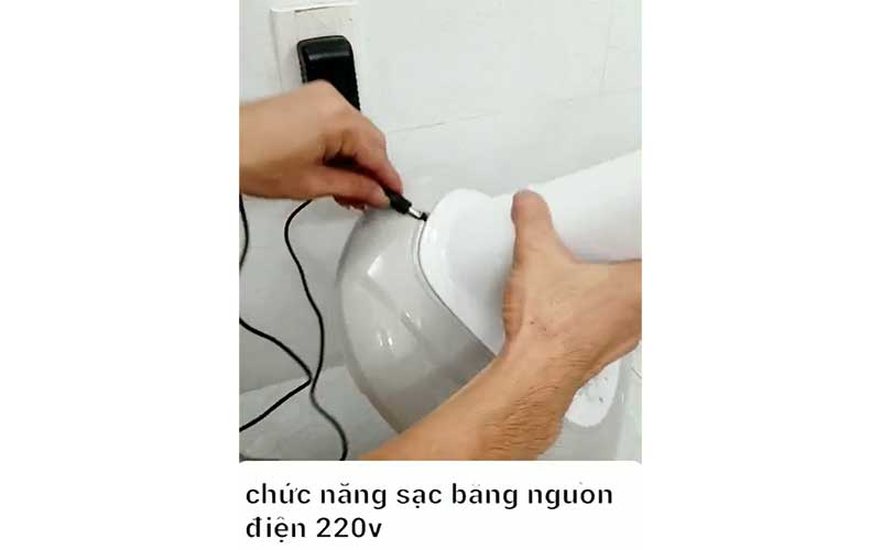 Quạt sạc năng lượng mặt trời Stand Fan JQ001-W