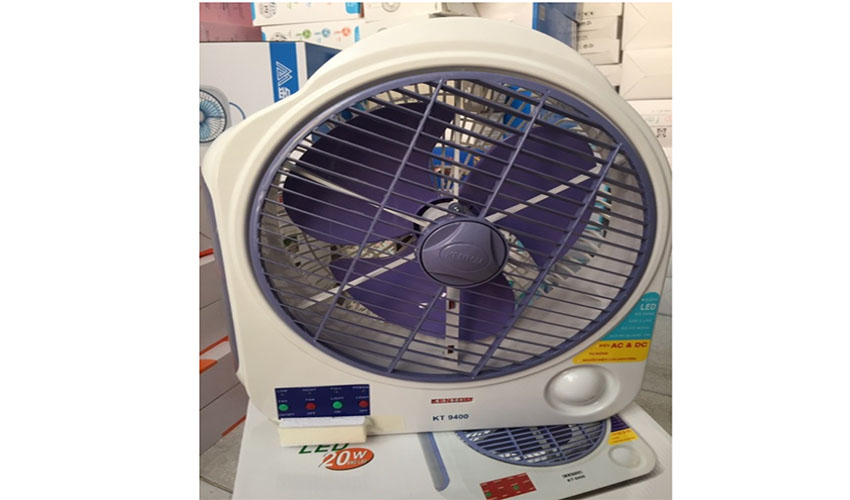Quạt tích điện Kentom KT-9400