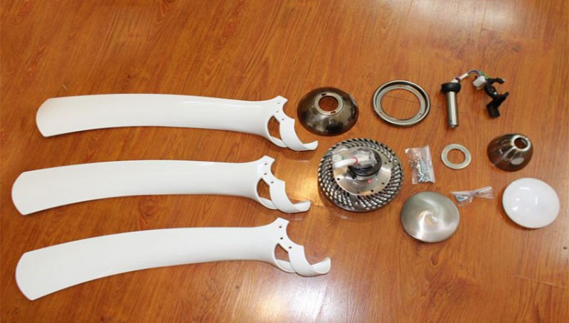 Quạt trần Mr.Vu Royal Akova WH LED - Hàng chính hãng