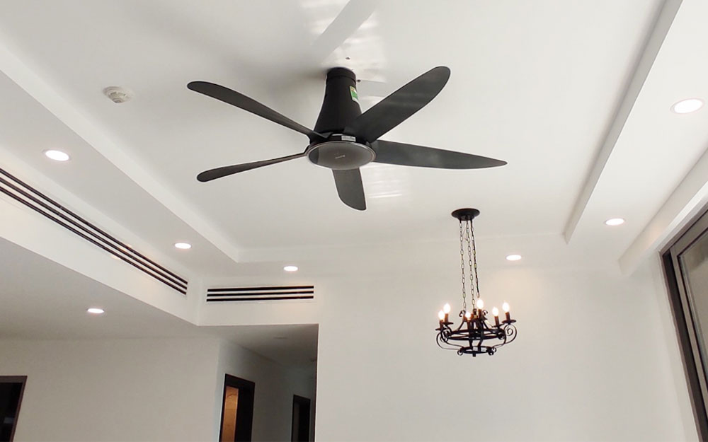 Quạt trần 5 cánh Mitsubishi C56-RA5 - Hàng chính hãng
