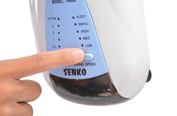 Quat-treo-tuong-Senko-TR-828-4