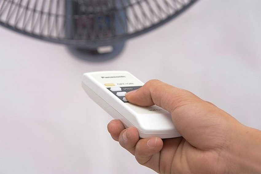 Quạt treo Panasonic F-409MB - Hàng chính hãng