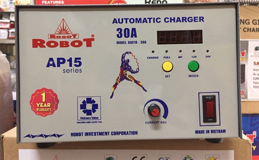 Sạc ắc quy tự động Robot BAC18-30A-AP15 - Hàng chính hãng