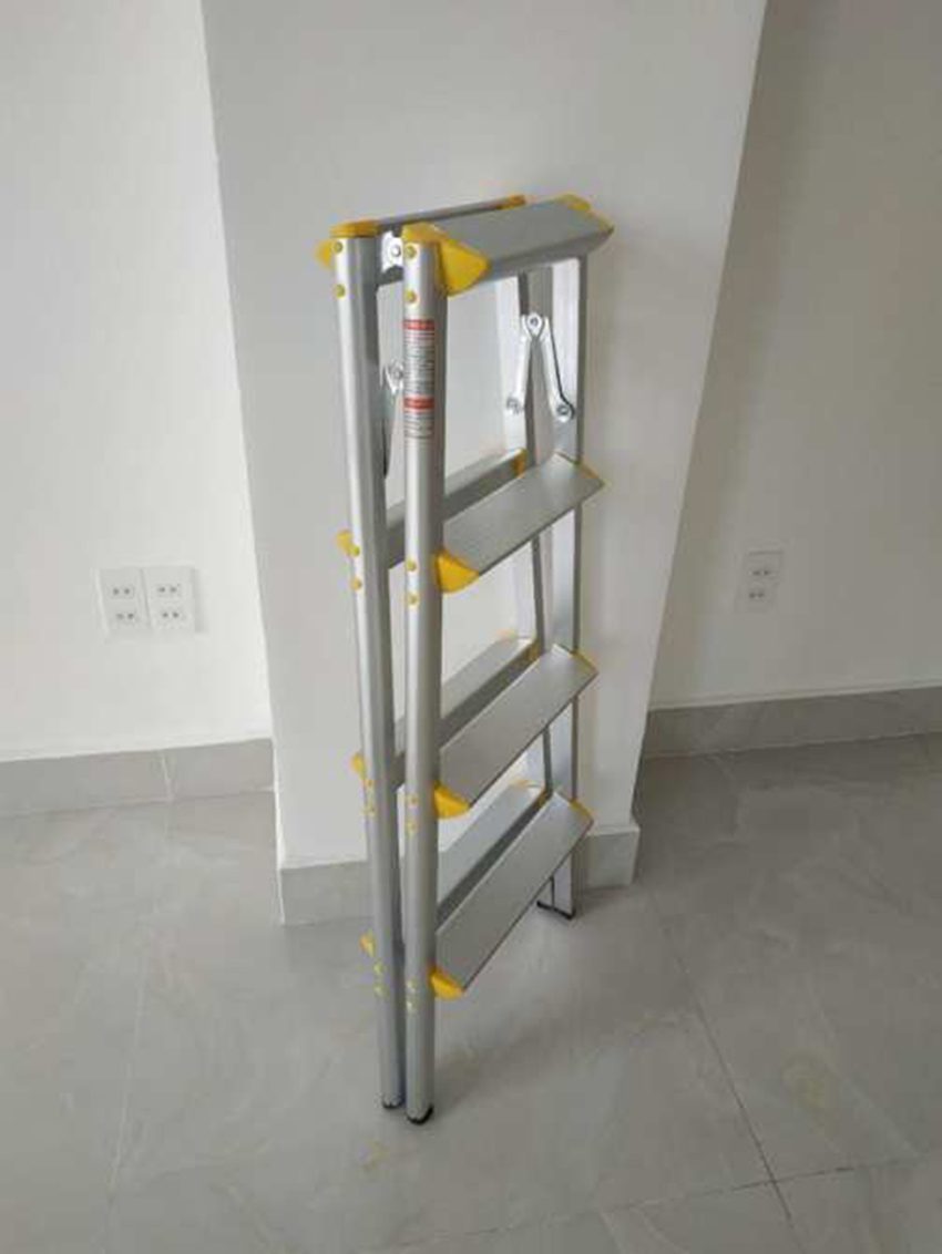 Thang nhôm chữ A Sumika SKD-04 - Hàng chính hãng