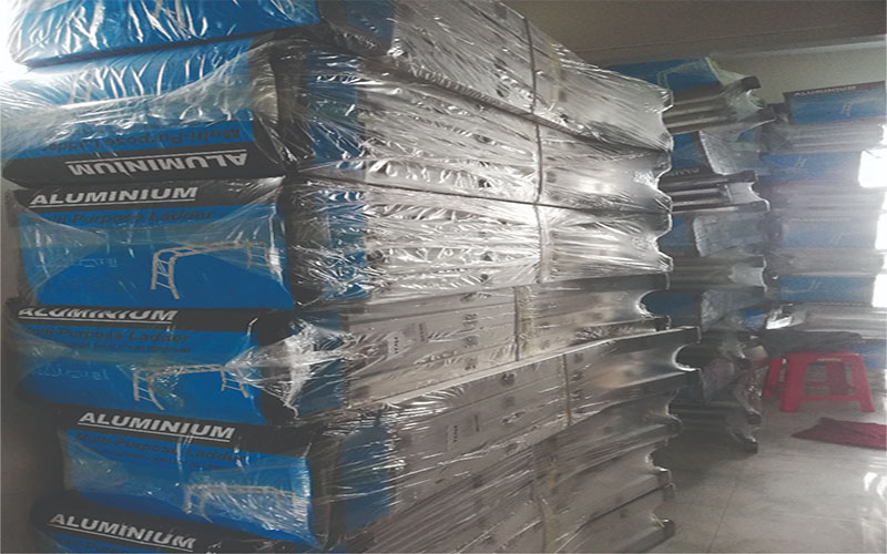 Thang nhôm gấp 4 đoạn Nakata TY-404 - Hàng chính hãng