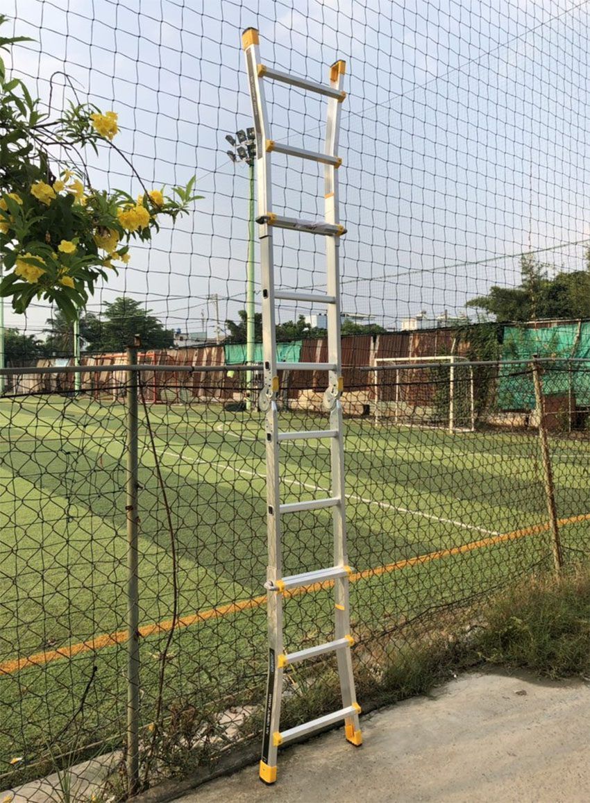 Thang nhôm gấp chữ A Jumbo A404 - Hàng chính hãng