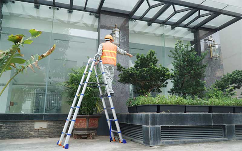 Thang nhôm rút gọn chữ A Advindeq ADT707BN