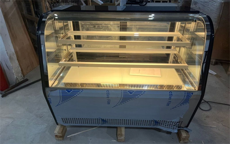 Tủ bánh kem mini để bàn kính cong SnowQueen SMT-58 - Hàng chính hãng