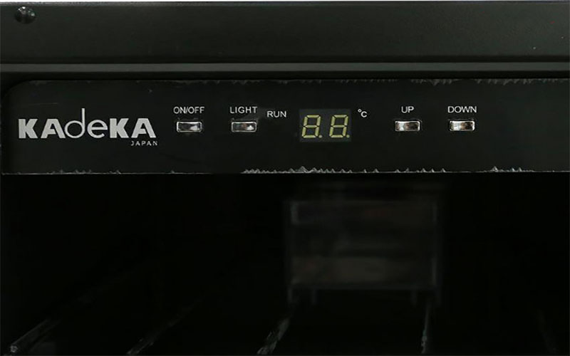Tủ bảo quản rượu Kadeka KA-24WR - Hàng chính hãng