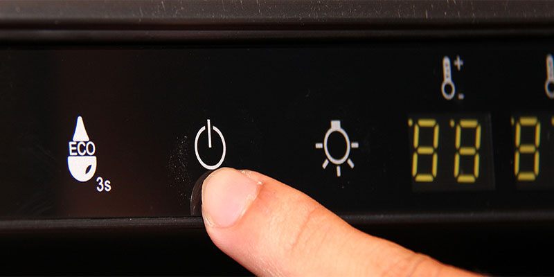 Tủ bảo quản rượu Capri BW-35D3 - Hàng chính hãng