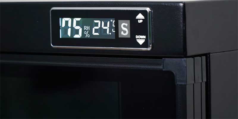 Tủ chống ẩm FujiE DHC80 - Hàng chính hãng