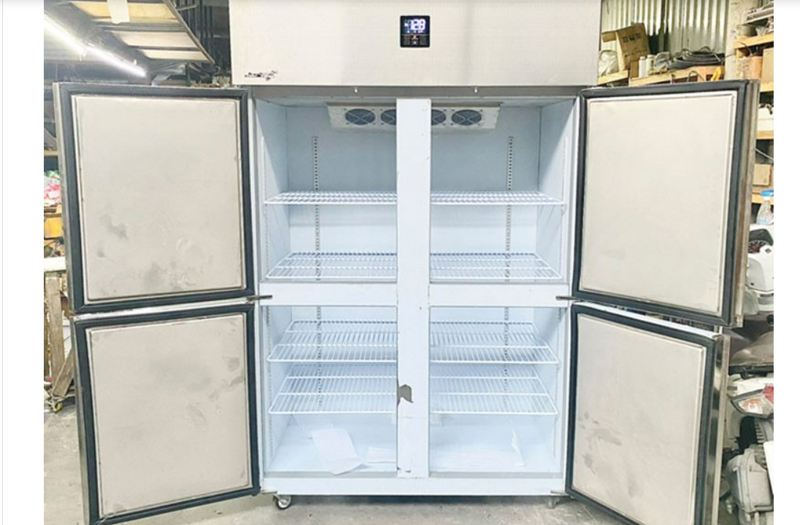 Tủ đông 4 cánh inox Snow Village SLLDZ4-820LD - Hàng chính hãng