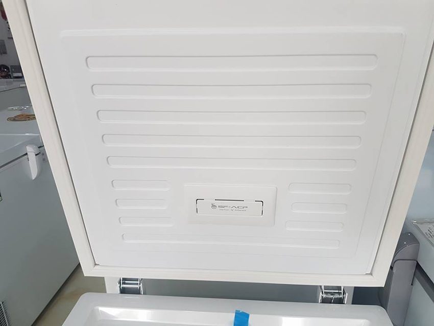 Nắp của tủ đông Alaska BD-150 