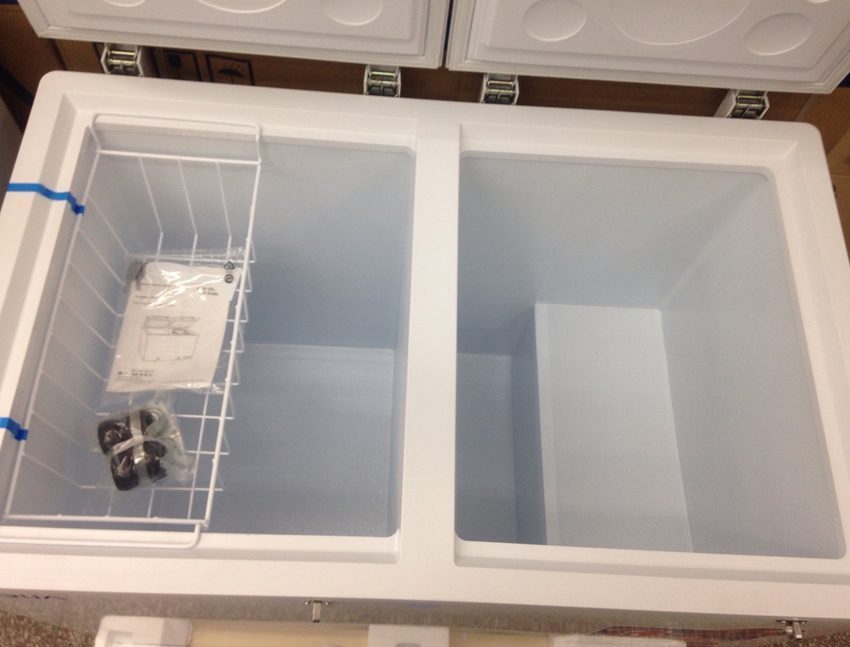 Hai ngăn của tủ đông Aqua AQF-R490