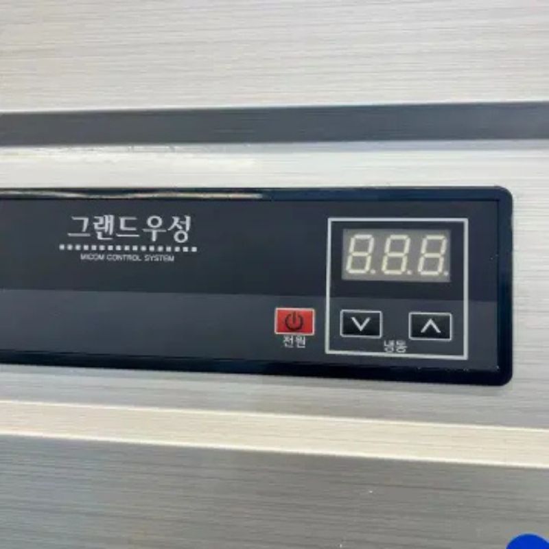 Tủ đông công nghiệp Woosung CWS-630F - Hàng chính hãng