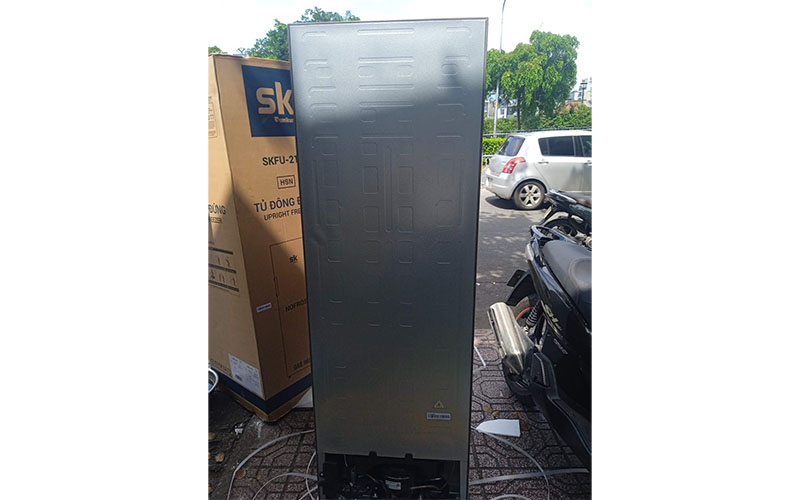 Tủ đông đứng Sumikura SKFU-218.HSN - Hàng chính hãng
