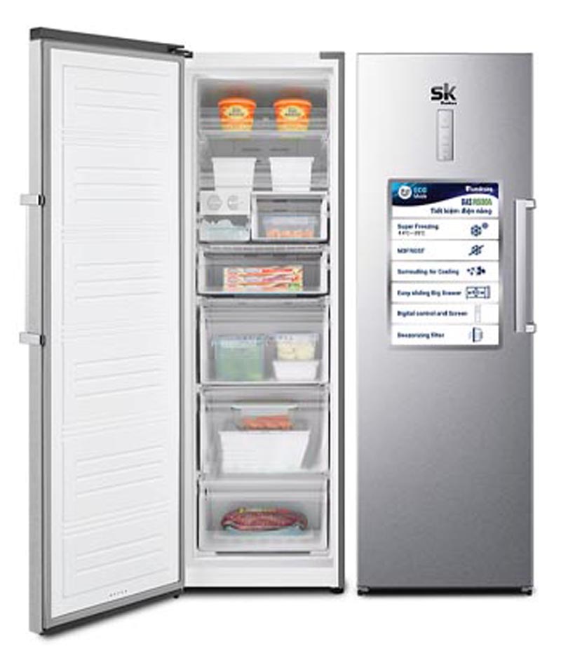 Có nhiều khay kệ để đựng thực phẩm