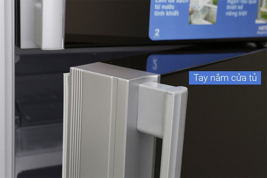 Tay cầm của Tủ lạnh Hitachi Inverter 584 lít R-M700GPGV2X MBW