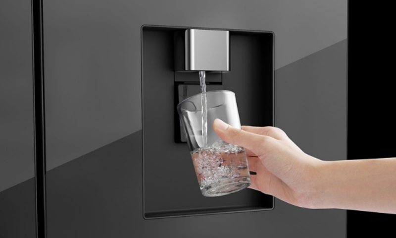 Tủ lạnh Panasonic Inverter 621 lít NR-XY680YMMV - Hàng chính hãng