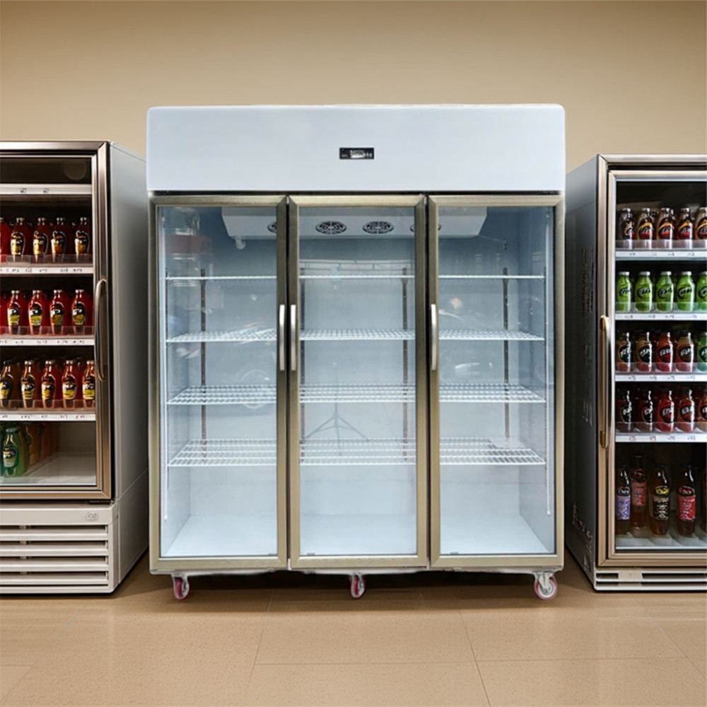 Tủ mát Inox 3 cửa kính mở Lightcool LS-1200F 1253L  - Hàng chính hãng