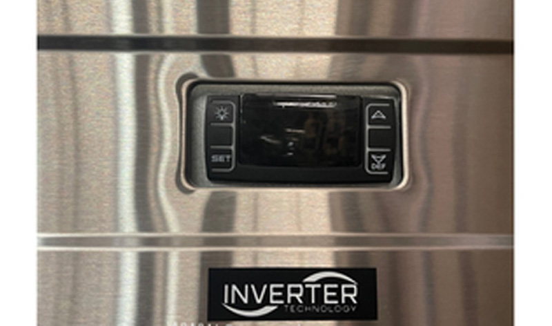 Tủ mát 4 cánh inox Sanden SRC-1233 - Hàng chính hãng