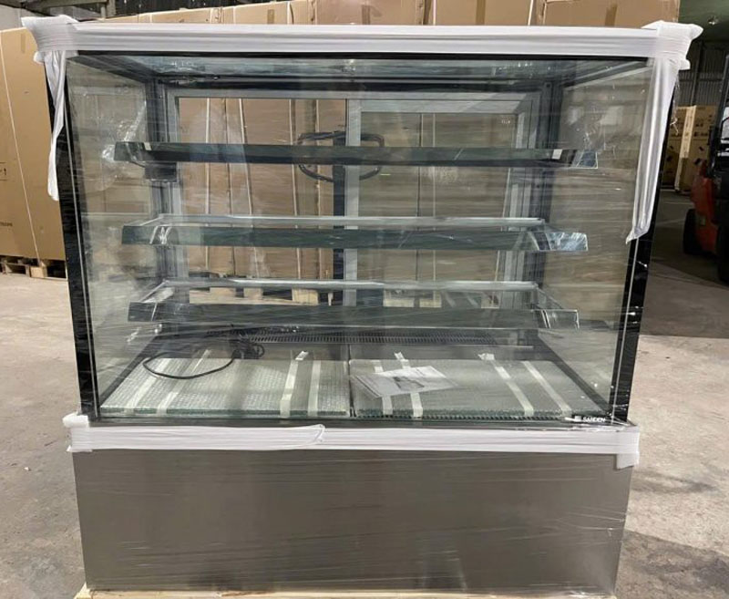 Tủ trưng bày bánh Sanden SKR-1203 - Hàng chính hãng