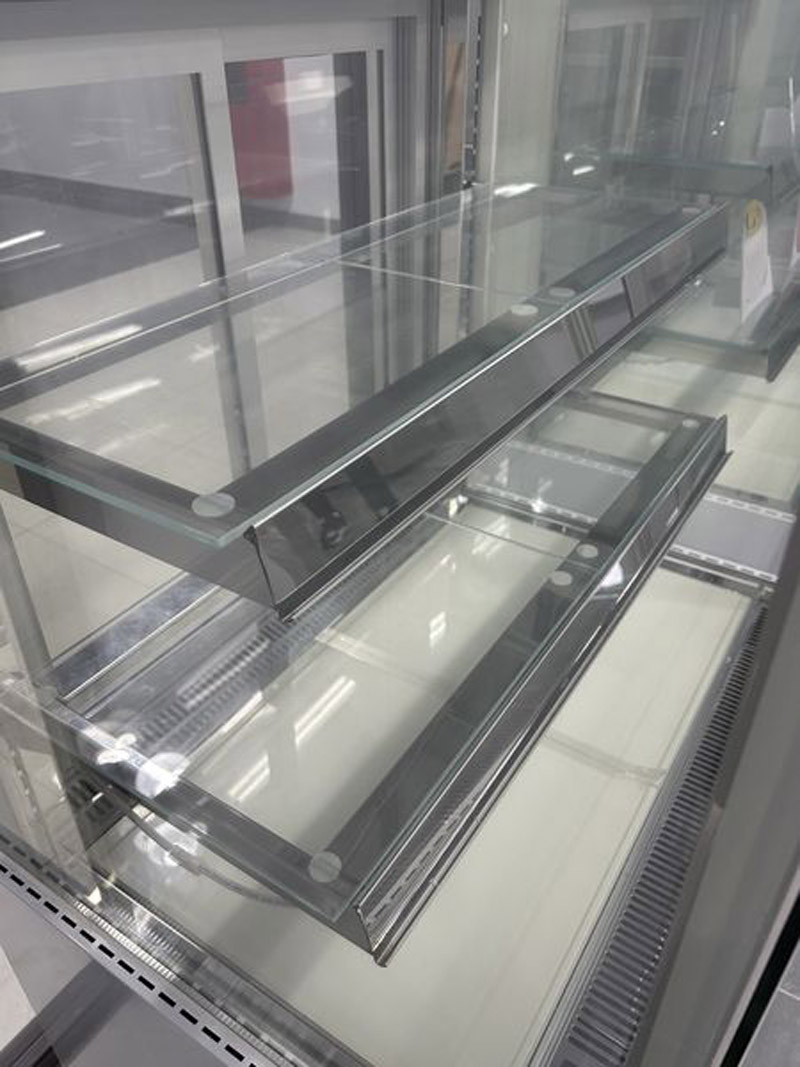 Tủ trưng bày bánh Turbo Air TBP900-2L - Hàng chính hãng